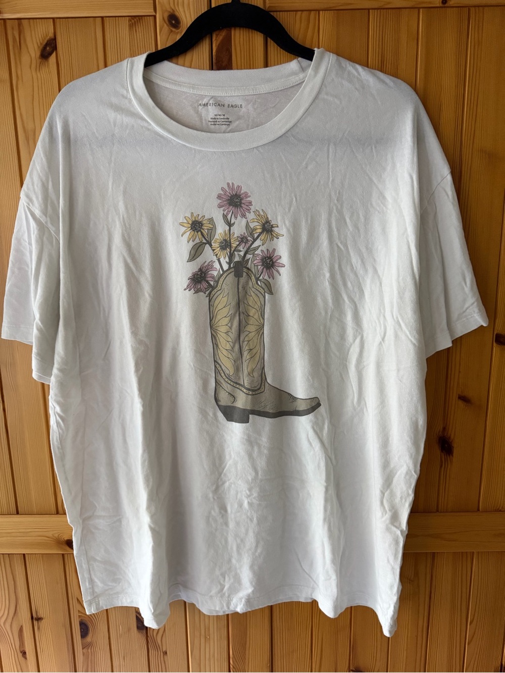 American Eagle oversized graphic tee
